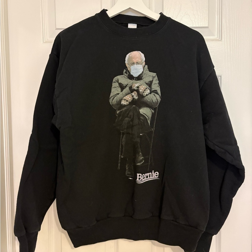 Black Bernie Sanders Graphic Men's Sweater